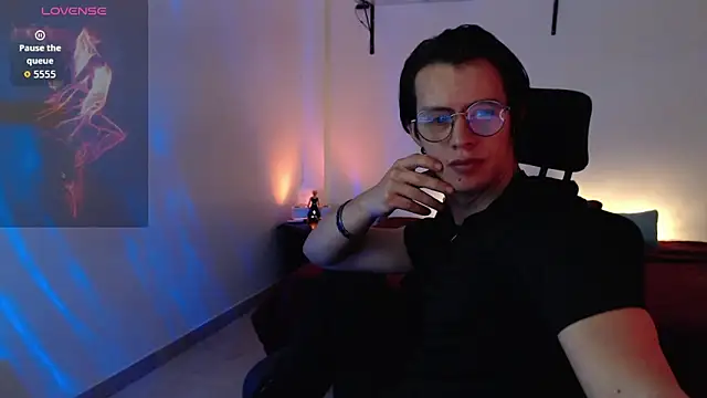 Brandon starkk online show from May 7, 3:23 am