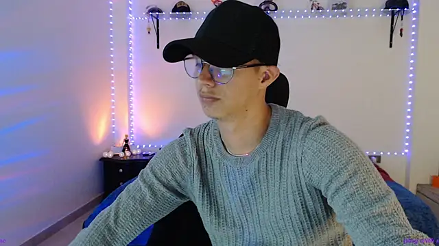 Brandon starkk online show from July 7, 8:24 pm