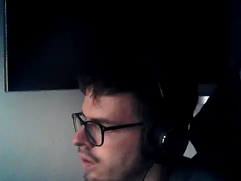 Snapshot of DesertedMonoxide chatting on March 13, 5:19 pm DesertedMonoxide online show from March 13, 5:19 pm