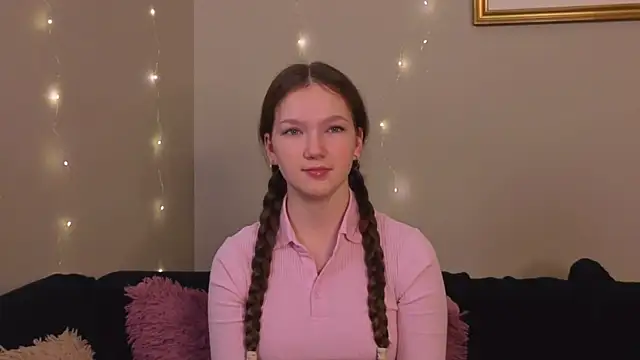 MelvinaEbner online show from December 1, 7:57 am