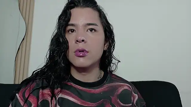 Snapshot of Angel-umbra chatting on March 1, 4:42 pm Angel-umbra online show from March 1, 4:42 pm