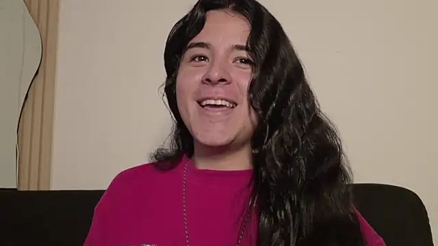 Snapshot of Angel-umbra chatting on March 2, 10:05 pm Angel-umbra online show from March 2, 10:05 pm