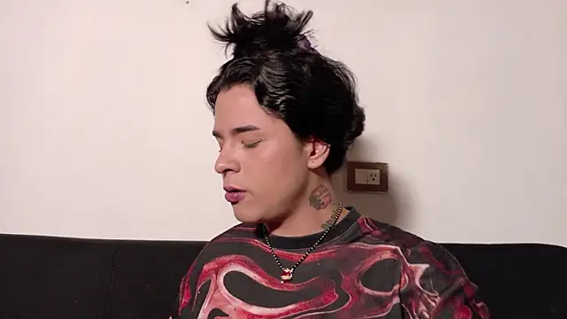 Snapshot of Angel-umbra chatting on March 11, 7:25 am Angel-umbra online show from March 11, 7:25 am