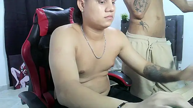 Snapshot of emr_master chatting on December 15, 4:39 am emr master online show from December 15, 4:39 am