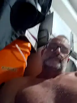 Snapshot of nard53 chatting on March 12, 10:38 pm nard53 online show from March 12, 10:38 pm