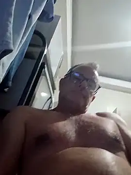 Snapshot of nard53 chatting on March 25, 8:53 am nard53 online show from March 25, 8:53 am