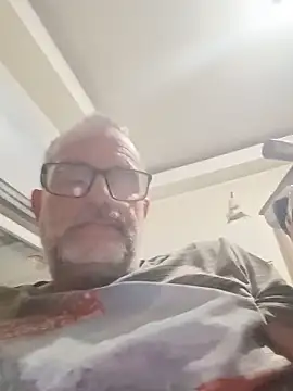 Snapshot of nard53 chatting on June 8, 9:09 am nard53 online show from June 8, 9:09 am