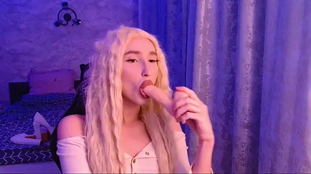 Snapshot of _Honey_sunset_ chatting on December 2, 11:23 pm Honey sunset online show from December 2, 11:23 pm