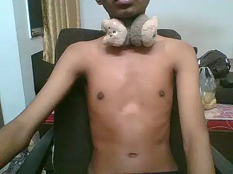 Snapshot of akshr1099 chatting on December 1, 10:26 pm akshr1099 online show from December 1, 10:26 pm