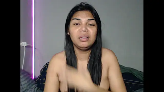 yourasiantranspinay143 online show from December 4, 7:22 pm