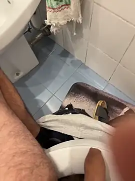 Snapshot of marc8876 chatting on November 19, 5:51 am marc8876 online show from November 19, 5:51 am