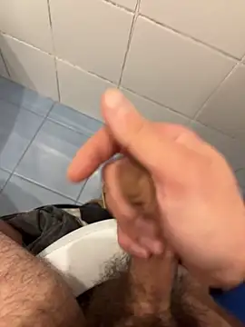 Snapshot of marc8876 chatting on November 26, 6:09 pm marc8876 online show from November 26, 6:09 pm