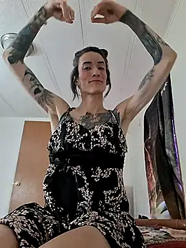 Snapshot of MaitressePomme3 chatting on November 21, 2:16 pm MaitressePomme3 online show from November 21, 2:16 pm