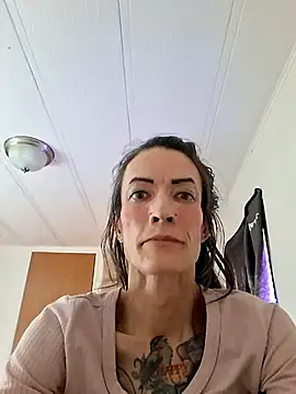 Snapshot of MaitressePomme3 chatting on December 4, 2:37 pm MaitressePomme3 online show from December 4, 2:37 pm