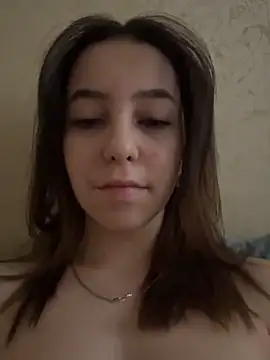 Anoraaa8A online show from March 3, 2:01 pm