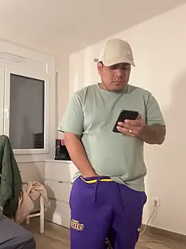 Snapshot of Pelotas2000 chatting on November 18, 3:38 pm Pelotas2000 online show from November 18, 3:38 pm