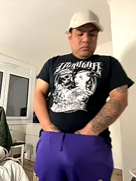 Snapshot of Pelotas2000 chatting on November 20, 4:18 pm Pelotas2000 online show from November 20, 4:18 pm