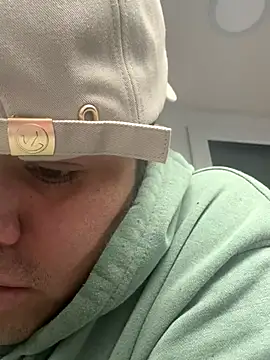 Snapshot of Pelotas2000 chatting on November 23, 4:45 am Pelotas2000 online show from November 23, 4:45 am