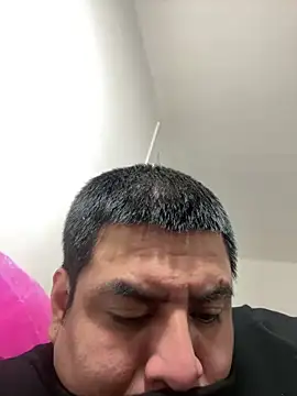 Snapshot of Pelotas2000 chatting on November 25, 7:30 am Pelotas2000 online show from November 25, 7:30 am