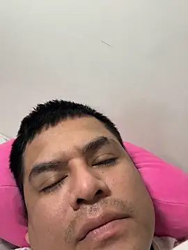 Snapshot of Pelotas2000 chatting on November 26, 3:24 pm Pelotas2000 online show from November 26, 3:24 pm