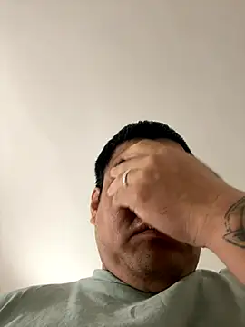 Snapshot of Pelotas2000 chatting on December 3, 5:44 pm Pelotas2000 online show from December 3, 5:44 pm