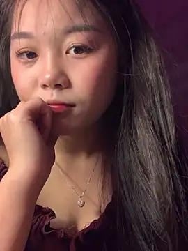 Baa-bee22 online show from February 5, 2:05 am