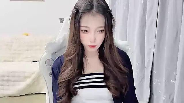 yuyayayu online show from January 9, 12:41 pm