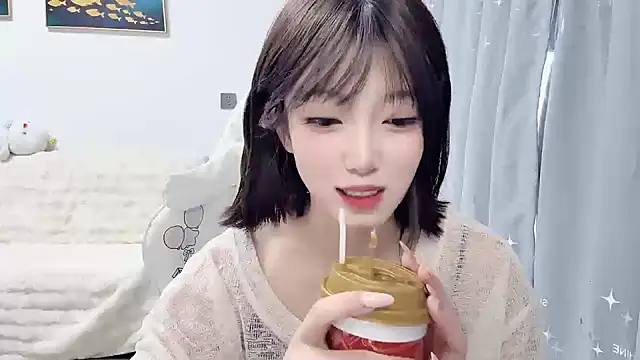 yuyayayu online show from February 7, 9:02 am