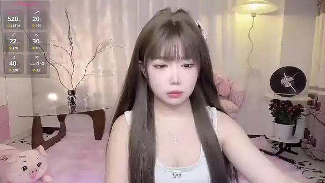 Snapshot of lucky-188 chatting on November 25, 11:21 am lucky-188 online show from November 25, 11:21 am