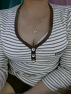 Lianlian68 online show from December 1, 2:11 pm