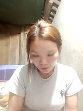 yu-zhen online show from February 13, 1:07 pm