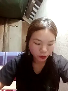 yu-zhen online show from March 21, 12:54 pm