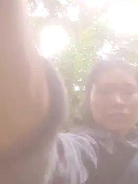 Snapshot of meomeo-00 chatting on December 3, 8:56 am meomeo-00 online show from December 3, 8:56 am