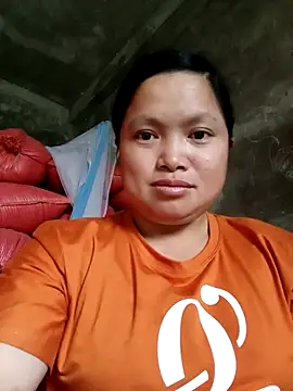 Snapshot of Ava-120 chatting on December 15, 1:21 am Ava-120 online show from December 15, 1:21 am