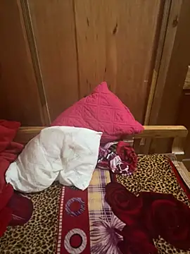 Snapshot of Hot-Today chatting on December 4, 1:42 pm Hot-Today online show from December 4, 1:42 pm