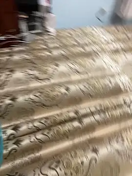 Snapshot of water-h chatting on December 2, 10:09 am water-h online show from December 2, 10:09 am