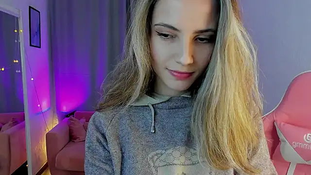 Snapshot of amelia_meili chatting on November 21, 1:21 pm amelia meili online show from November 21, 1:21 pm