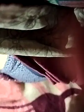 Snapshot of starnighcouple chatting on December 14, 7:29 pm starnighcouple online show from December 14, 7:29 pm