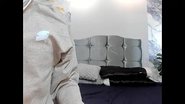 James Adams 01 online show from January 16, 12:31 pm