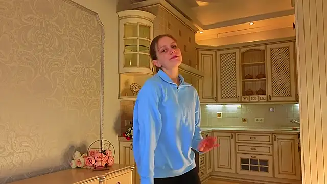 Snapshot of PeterSkaff chatting on December 4, 12:47 pm PeterSkaff online show from December 4, 12:47 pm