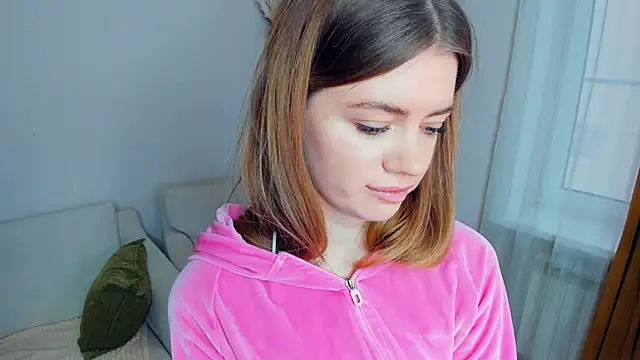 Snapshot of AngelesBenitz chatting on December 16, 7:13 am AngelesBenitz online show from December 16, 7:13 am