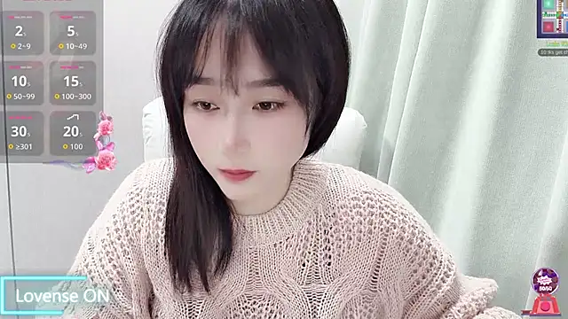 Snapshot of Qing-888 chatting on December 2, 3:12 am Qing-888 online show from December 2, 3:12 am