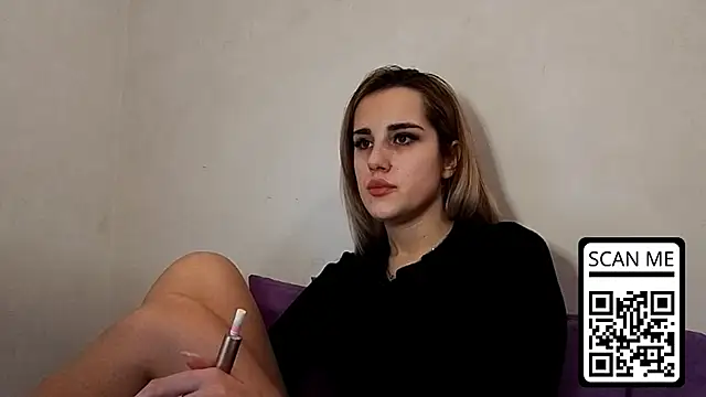 Snapshot of HotMusex chatting on December 15, 11:36 am HotMusex online show from December 15, 11:36 am