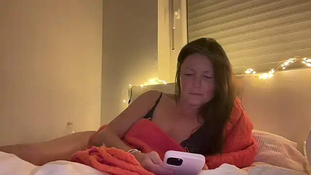 AnnaSophiaX online show from February 5, 9:52 pm