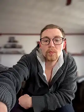 LucidLuca online show from February 17, 4:13 pm