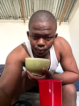 Snapshot of mrcougarfucker chatting on November 18, 9:14 am mrcougarfucker online show from November 18, 9:14 am