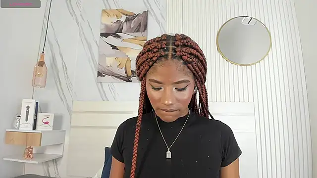 Afro Luna online show from December 16, 11:37 am