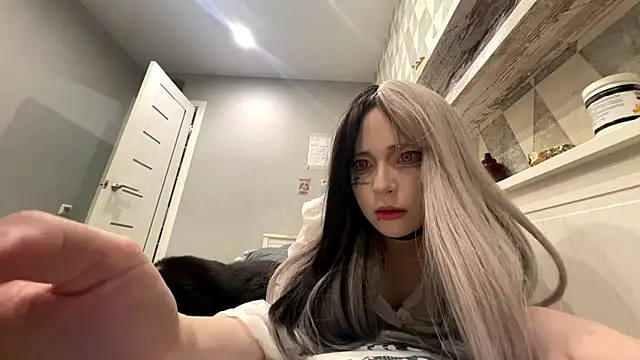 Snapshot of BlashInkMila chatting on November 19, 6:08 pm BlashInkMila online show from November 19, 6:08 pm