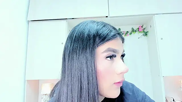 ShirleyJones  online show from February 6, 8:12 pm