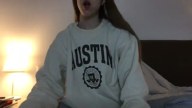 Martimartinaxx online show from March 5, 6:15 pm